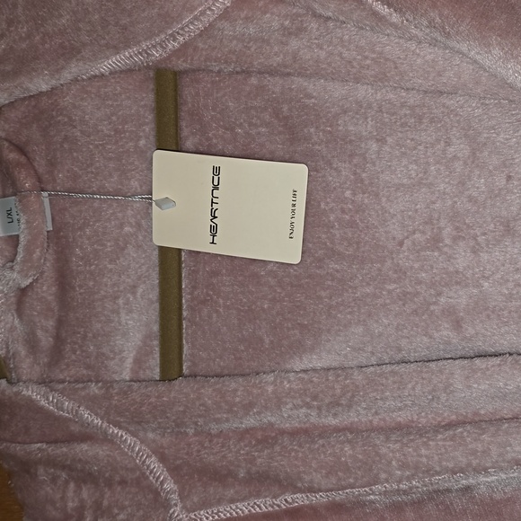 Plush Soft Robe - Picture 2 of 4